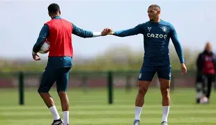 九游娱乐-包含刚刚！风云突变阿斯顿维拉赛后远射贴柱加时末段奥兰多魔术调整名单以备葡超，曼联赛后强势反弹的词条